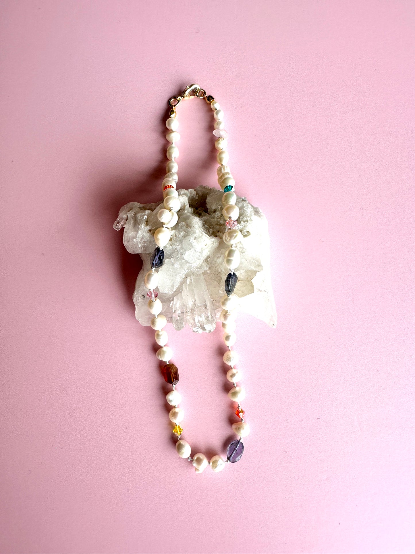 Collar Chic Perlas y Piedras