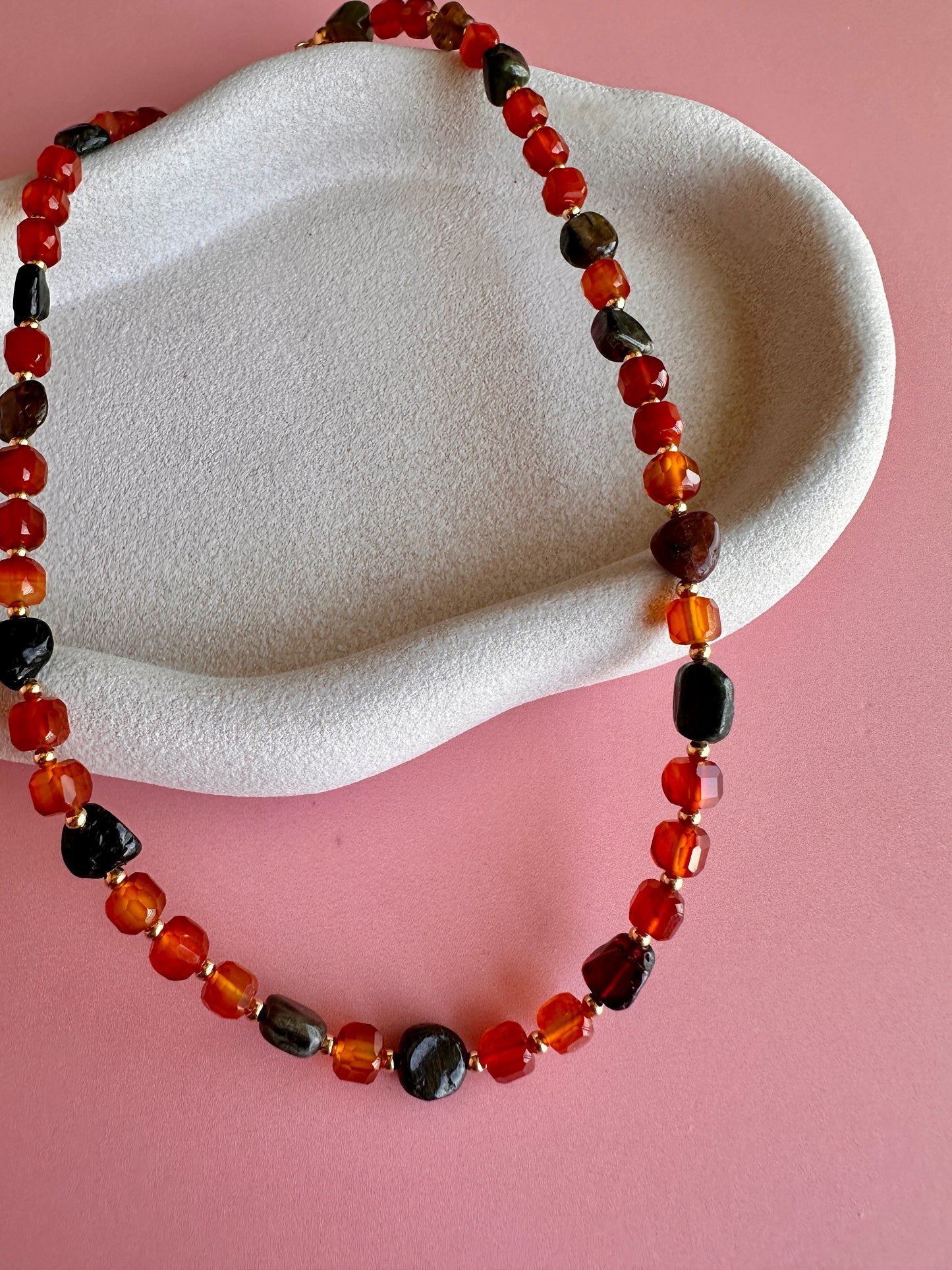 Collar Cubos Cornalina