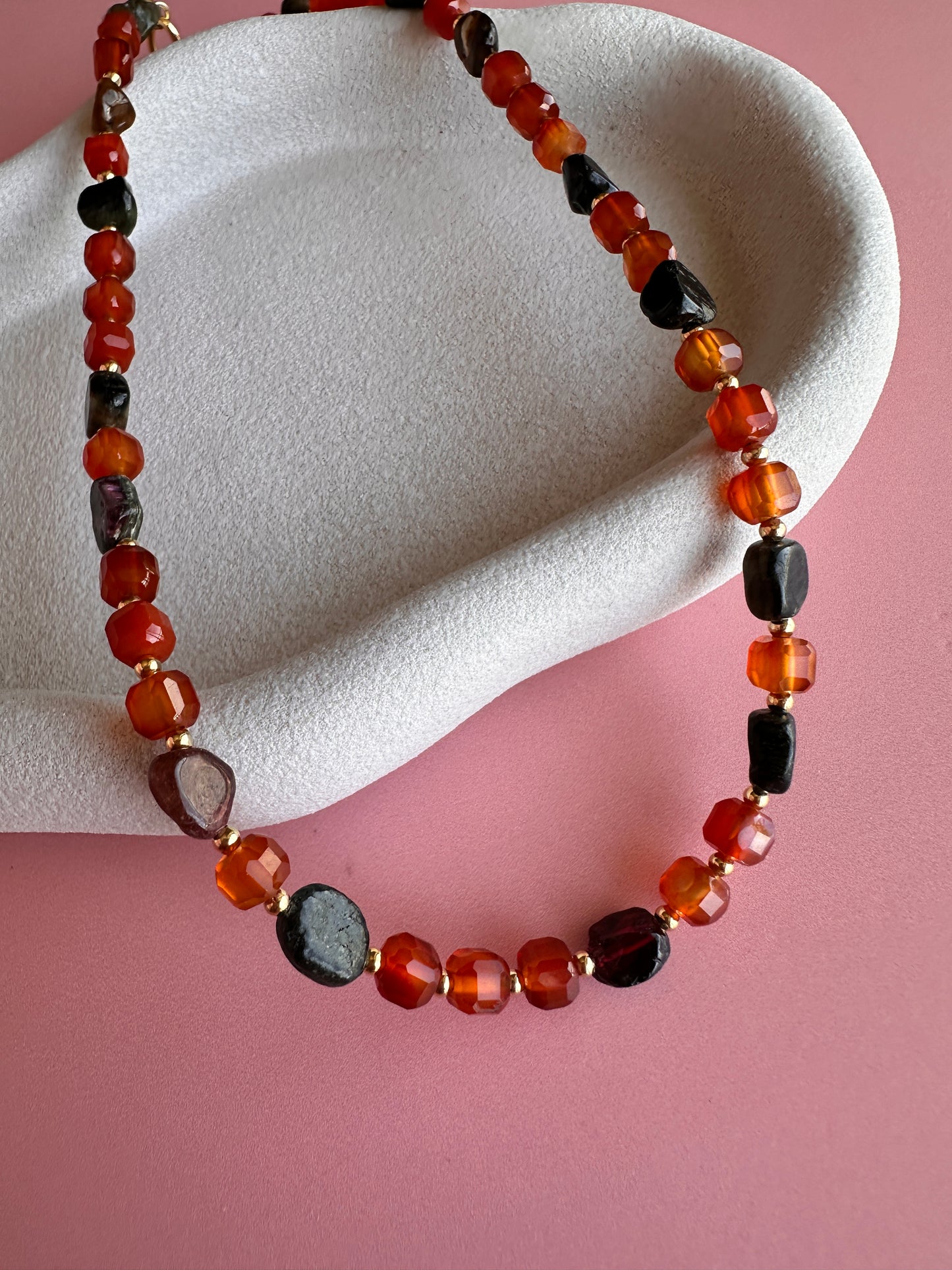 Collar Cubos Cornalina