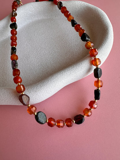 Collar Cubos Cornalina